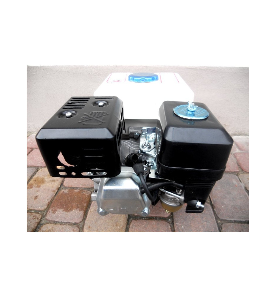 Spalovací motor GERMAN 7 hp 6,5 hp 20m kompaktor